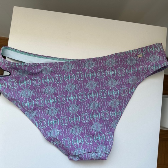 Under Armour Purple and Blue Faris Bikini Swimwear - Picture 4 of 4